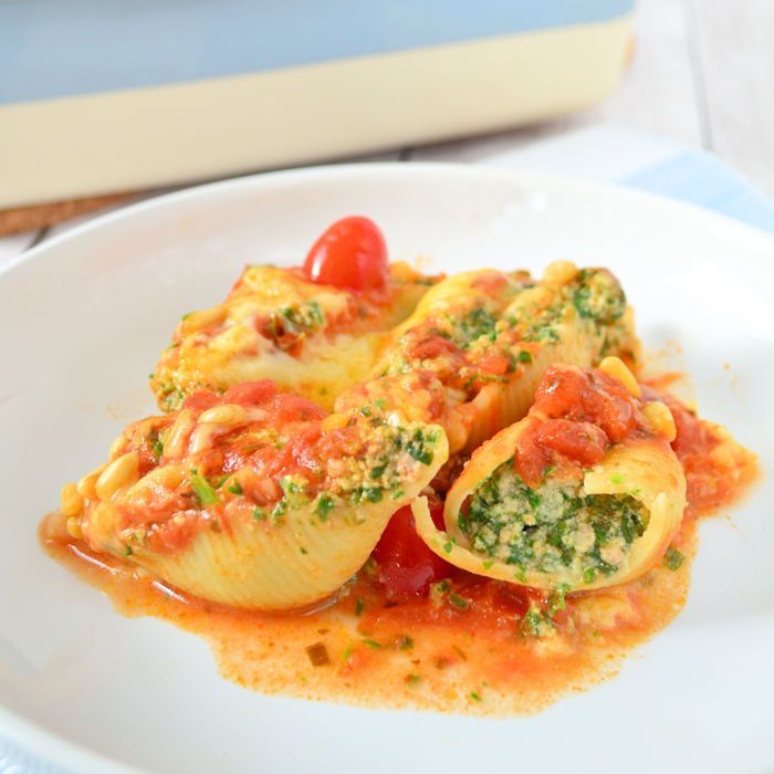 Pastaschelpen met spinazie en ricotta