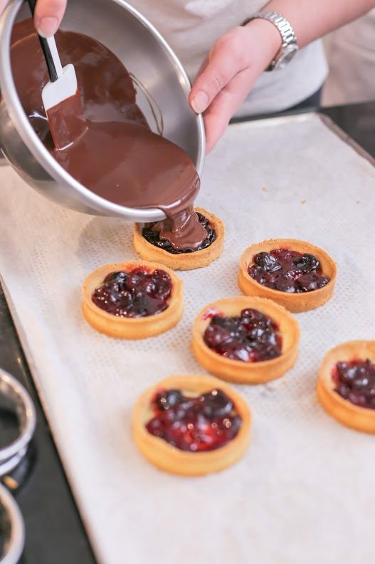 Tartelletes vullen met chocolade