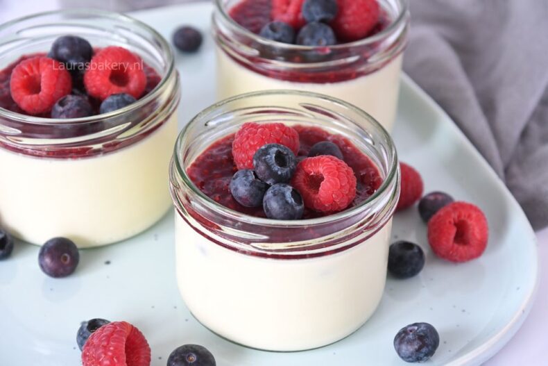 Recept Panna cotta met rood fruit