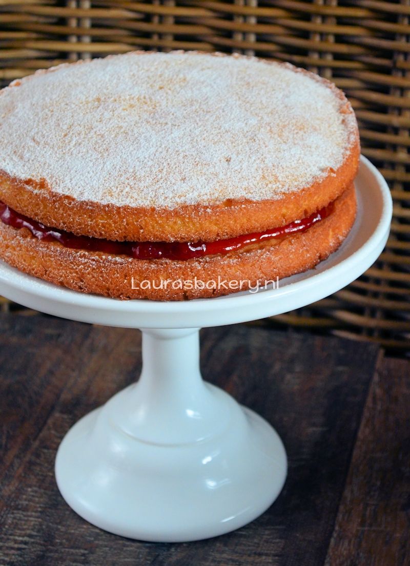 victoria sponge cake 5a