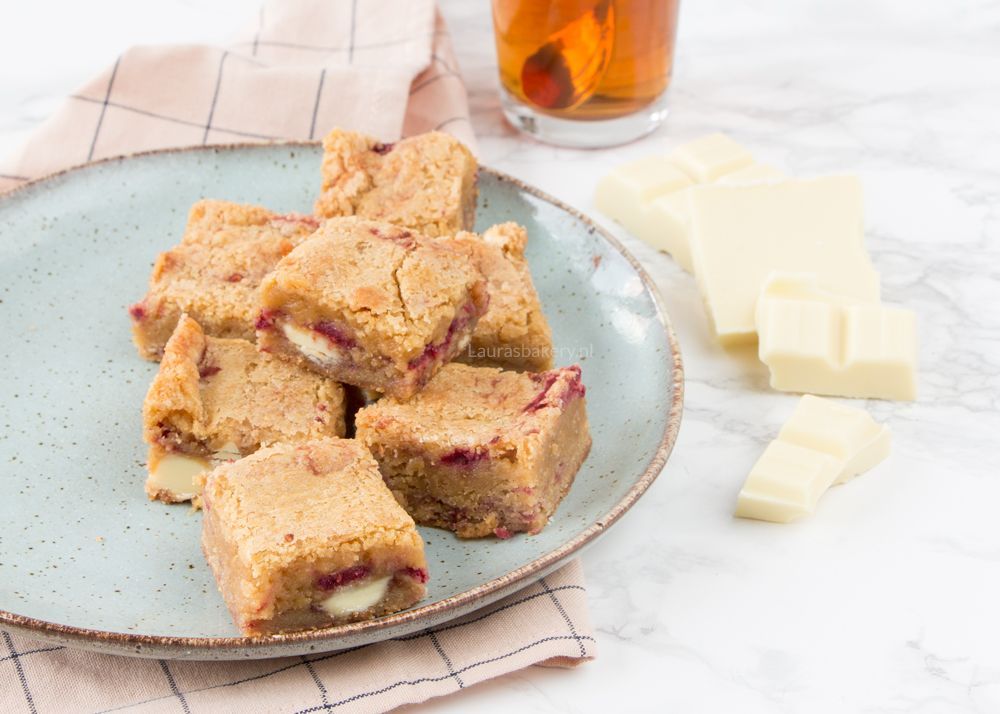 witte_chocolade_blondies_frambozen2