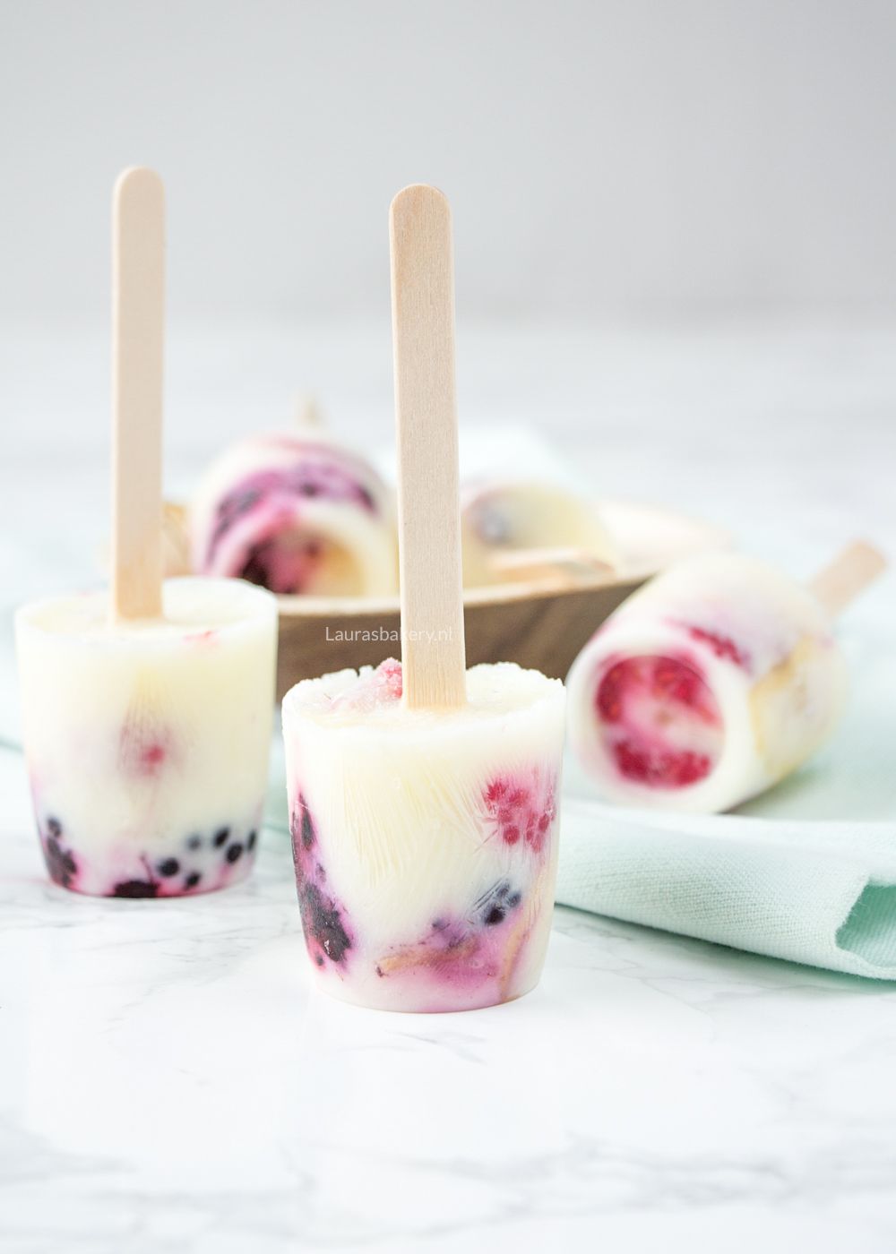 Snelle yoghurt fruit ijsjes -