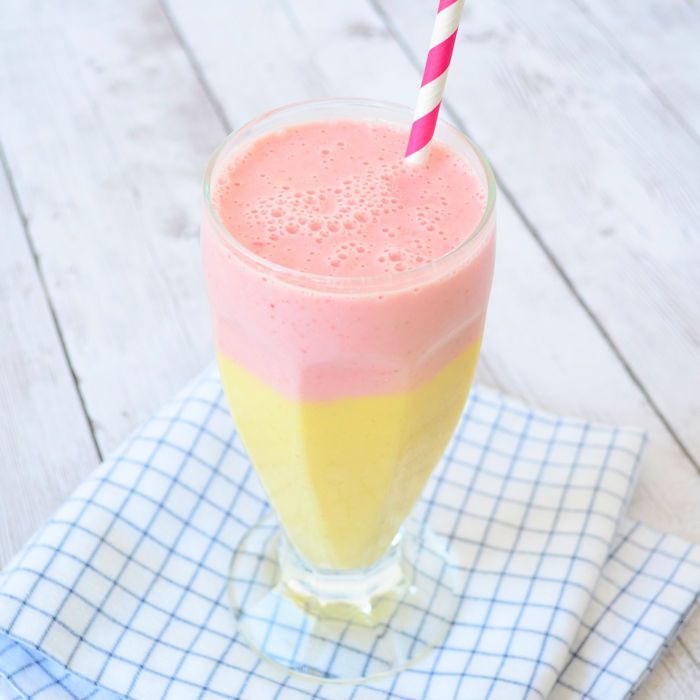 botsen misdrijf Appartement Mango aardbei smoothie (+ review SilentMixx blender en winactie) - Laura's  Bakery