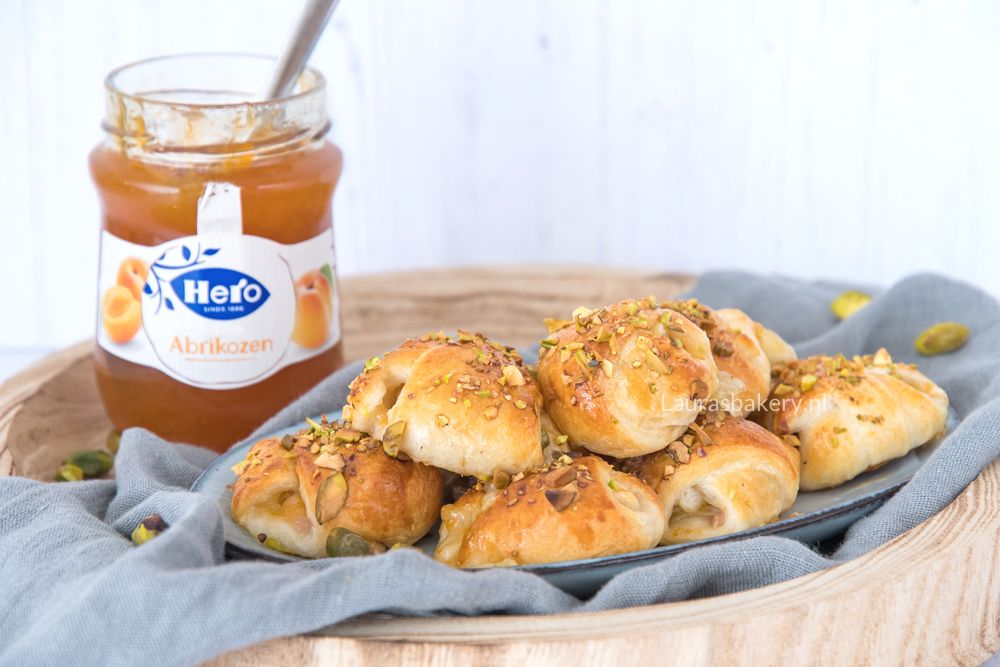 Hero croissanthapjes met brie en bacon-3a