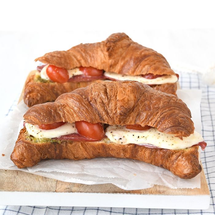 Italiaanse croissant uit de oven