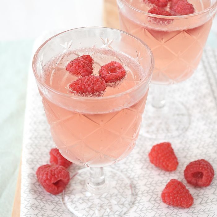 Prosecco cocktail met sorbetijs