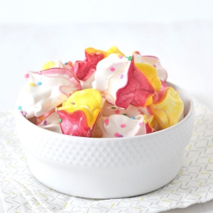 ZELF GEKLEURDE SCHUIMPJES MAKEN