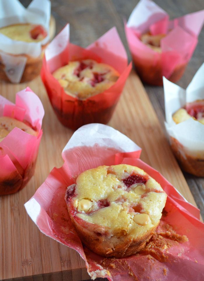 Aardbeien-witte chocolade muffins