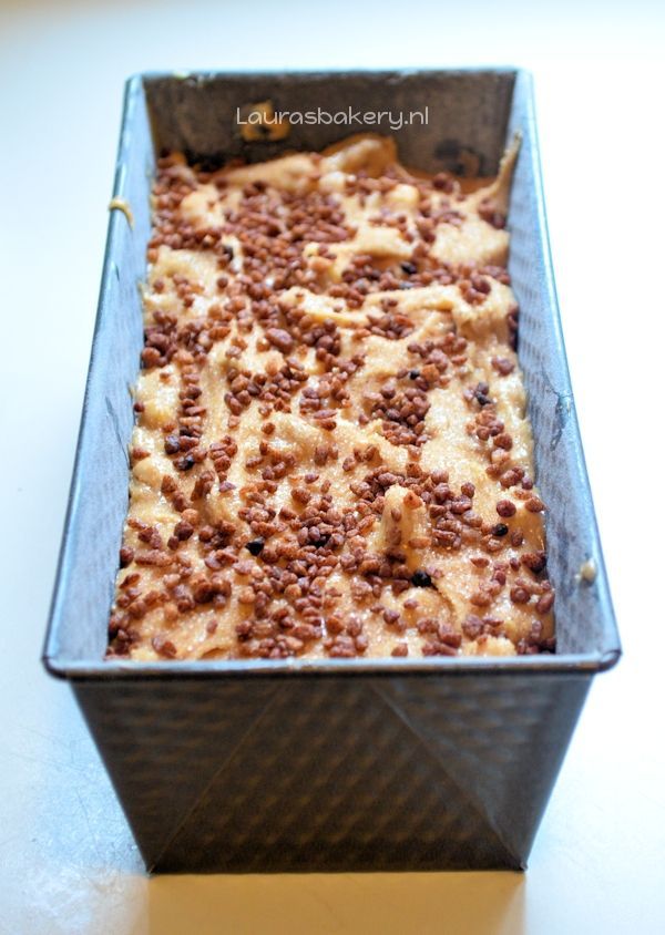Appel-kaneel cake met noten