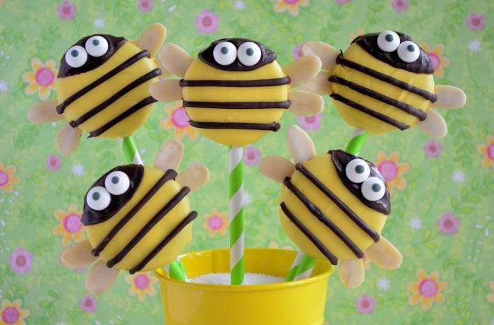 Bijen oreo pops
