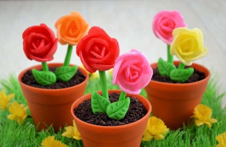 Bloempot cupcakes met ouwel bloemen