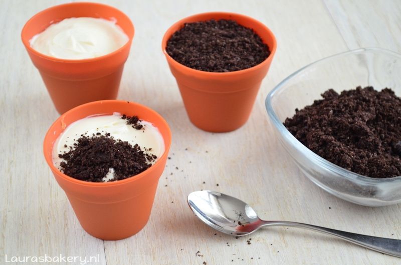 bloempot cupcakes met ouwelbloemen 3a