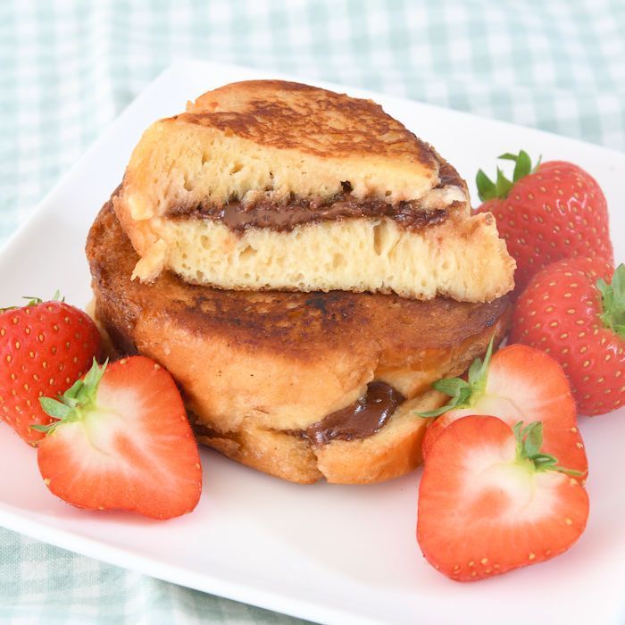 Brioche wentelteefjes met Nutella en aardbeien