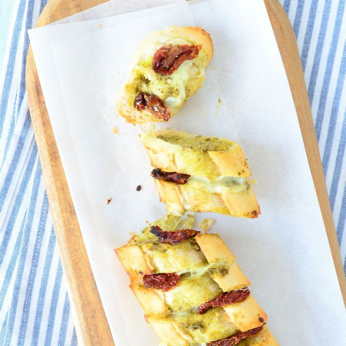 Caprese borrel stokbrood