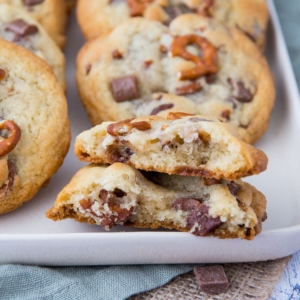 CHOCOLATE CHIP COOKIES MET PRETZELS maken 2