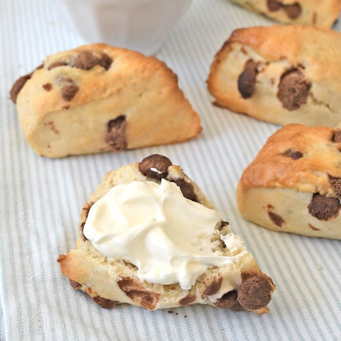 Chocolate chip scones