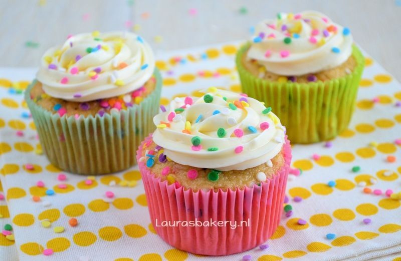 confetti cupcakes 4a