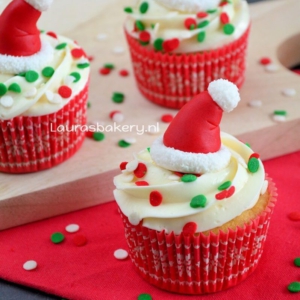 CUPCAKES MET KERSTMUTS TOPPER maken