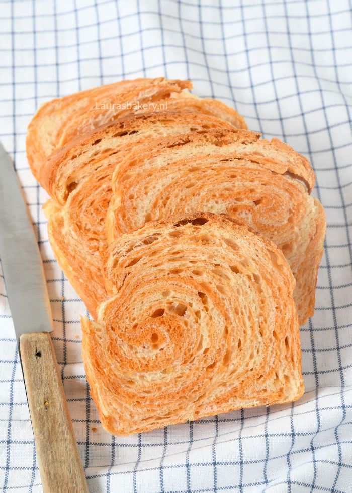 gemarmerd kaas-tomatenbrood 1a