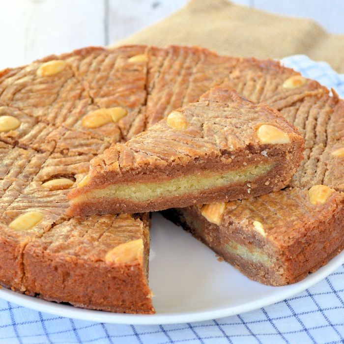 Gevulde speculaas boterkoek