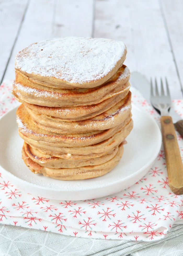 Gingerbread pancakes