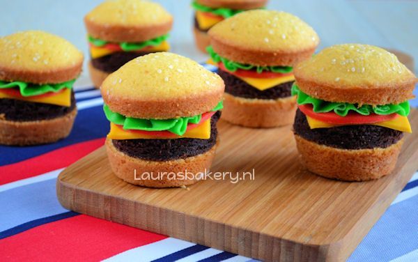 hamburger cupcakes 2a
