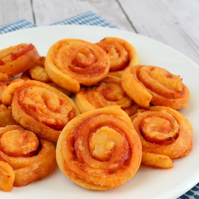 Mini pizza rolletjes