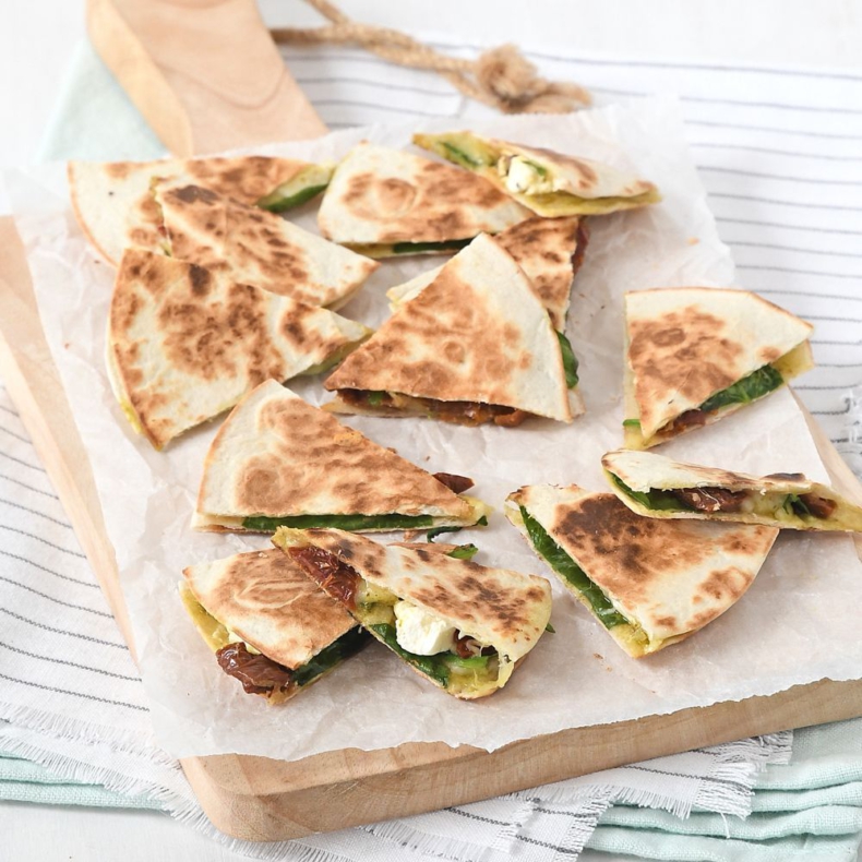 Mini quesadilla's met spinazie