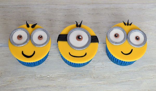 Minion Cupcakes