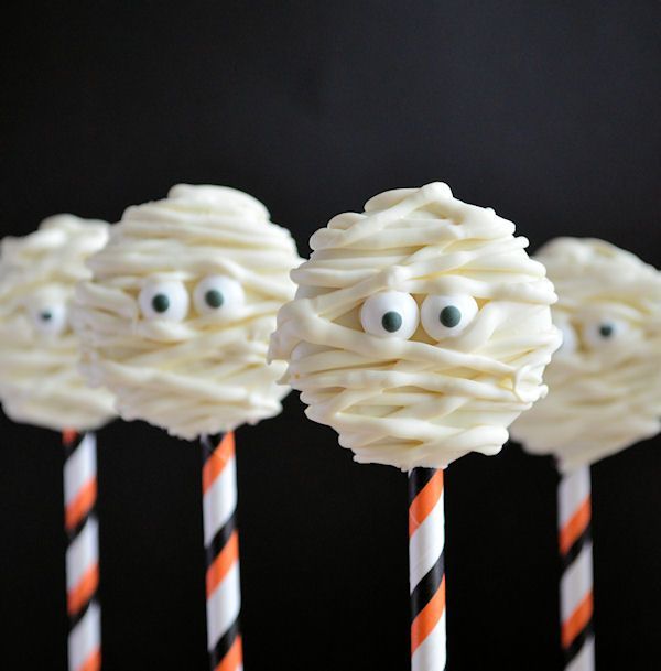 Mummie Oreo Pops