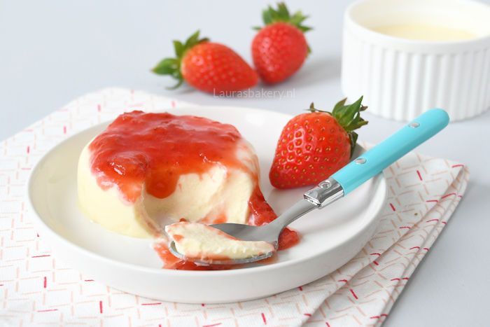 pannacotta met aardbeien 2a