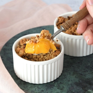 Crumble toetje in schaaltje
