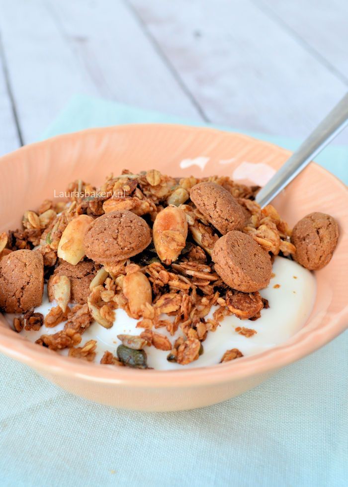 Speculaas granola met kruidnoten