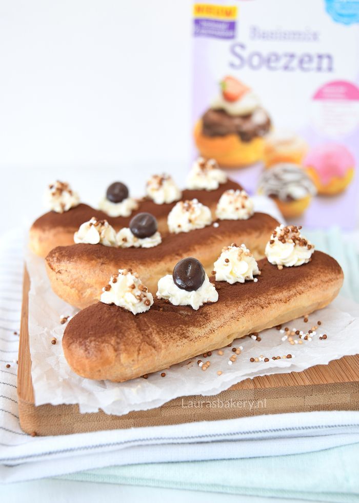 Tiramisu eclairs