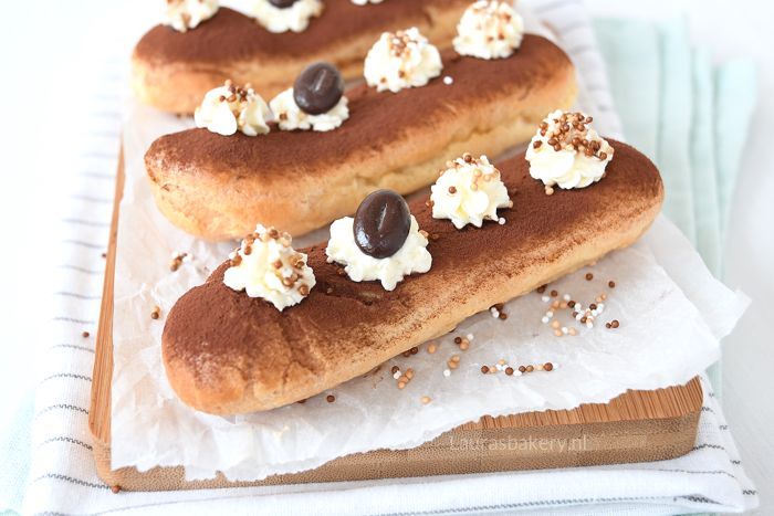 tiramisu eclairs 2a