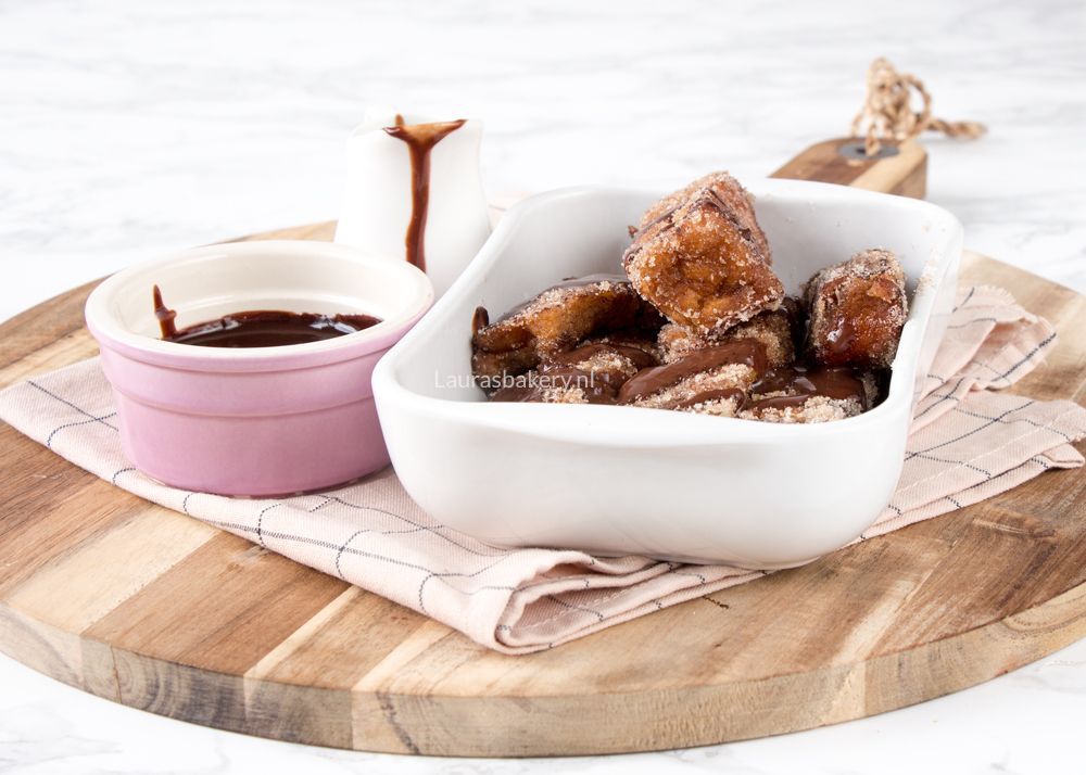 wentelteefjessticks_met_dip_2