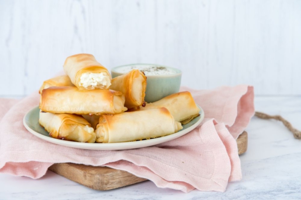 Feta-honing filodeeg rolletjes-3a