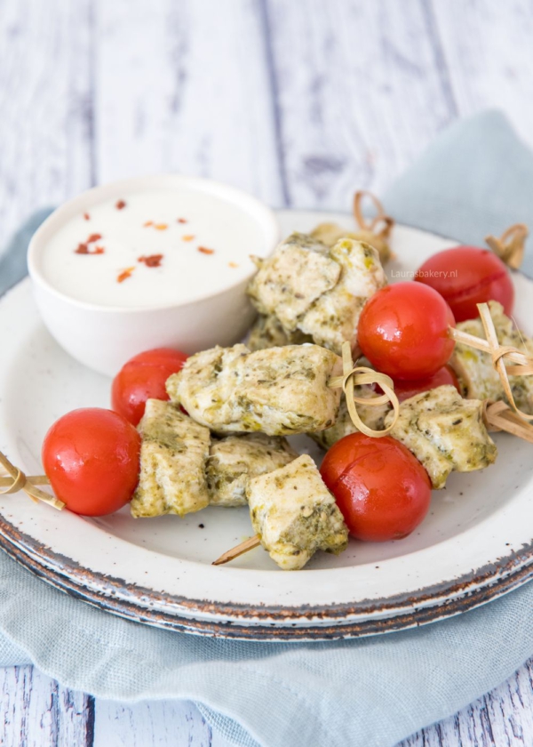 pesto-tomaat kipspiesjes-1a