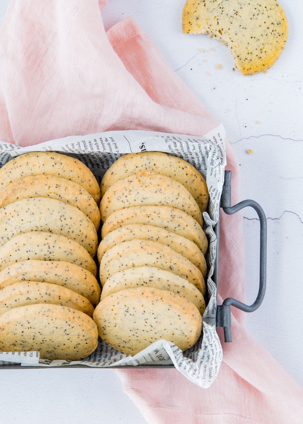 Citroen-maanzaad shortbread koekjes