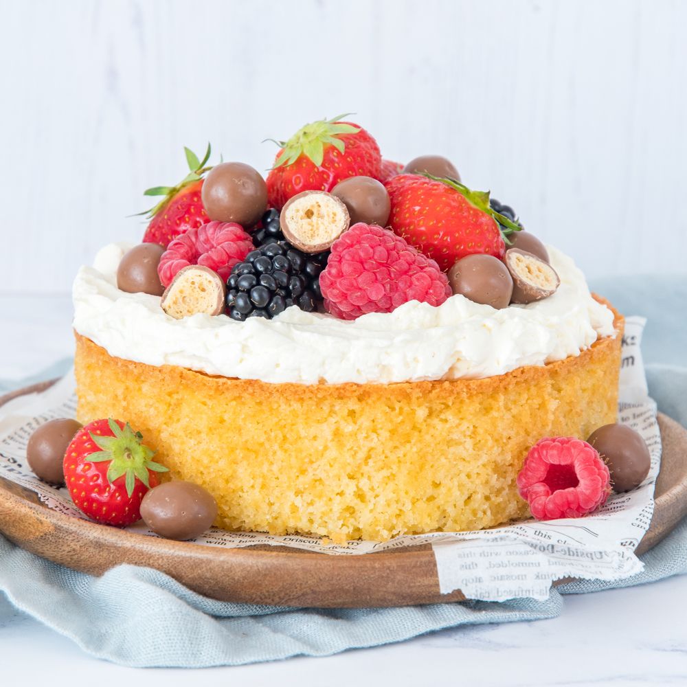 Pelmel Geven Zus 4 persoons taart met rood fruit - Laura's Bakery