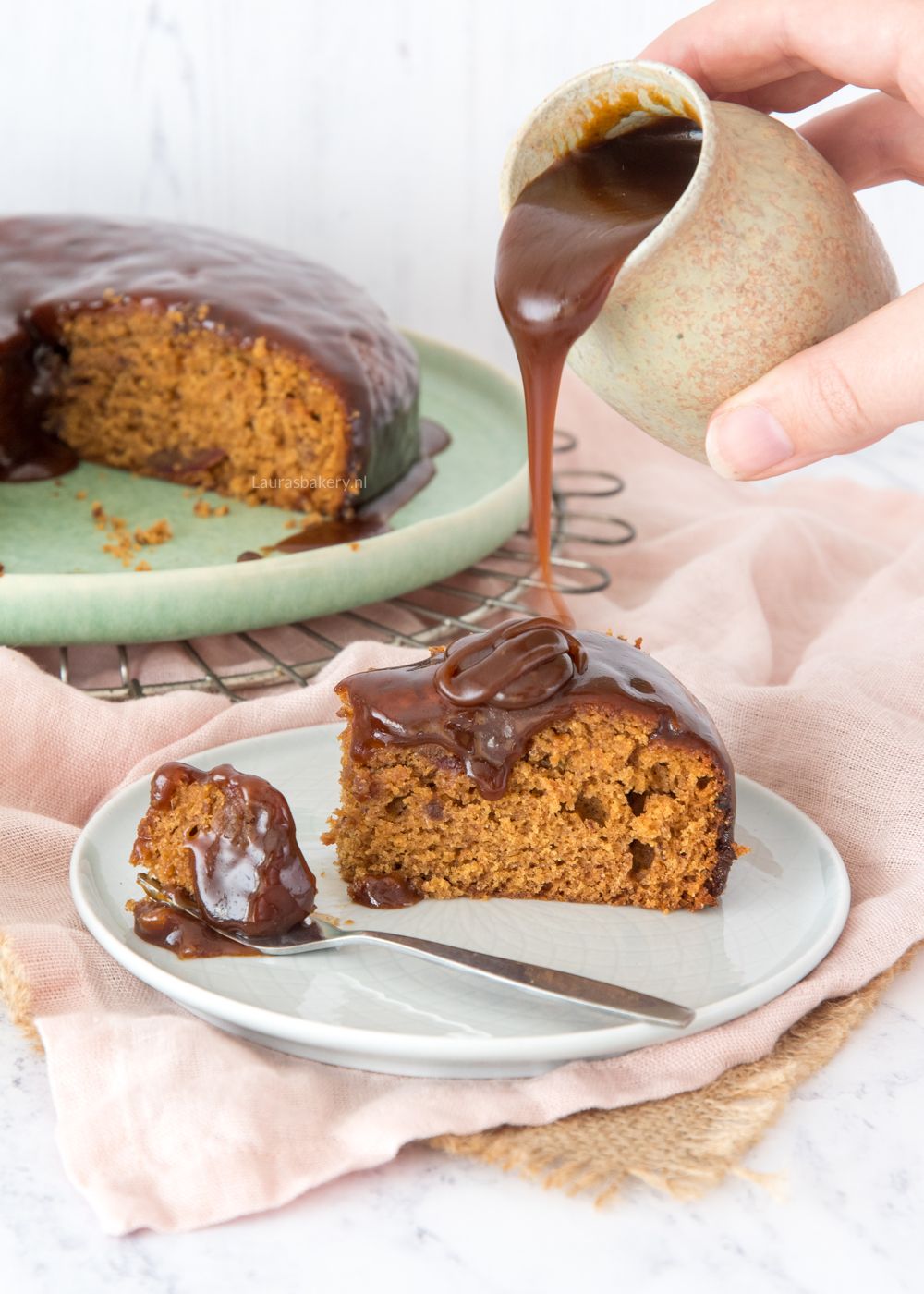 Sticky toffee cake-1a