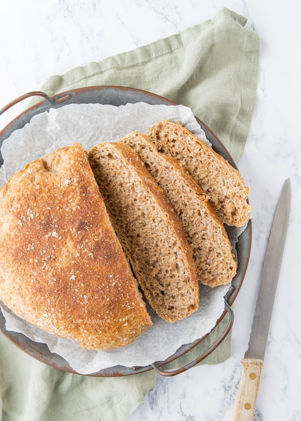 Volkoren no-knead bread (brood zonder kneden)