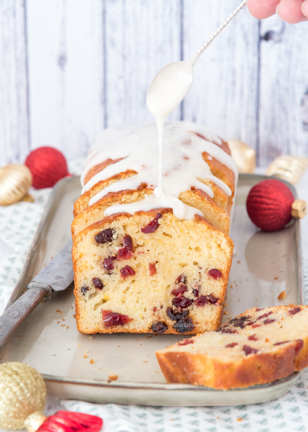Cranberry-sinaasappel yoghurtcake