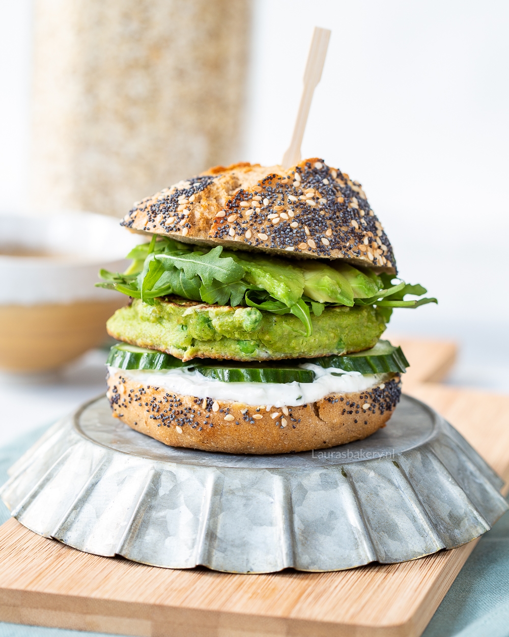 bladzijde privaat Doorlaatbaarheid Vegetarische groene havermoutburger - Laura's Bakery