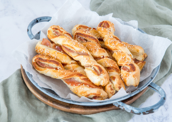 Kruidenkaas-parmaham twisters-1a