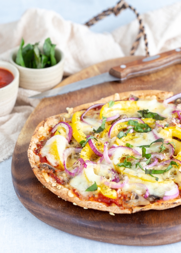 Libanese platbroodpizza's 1