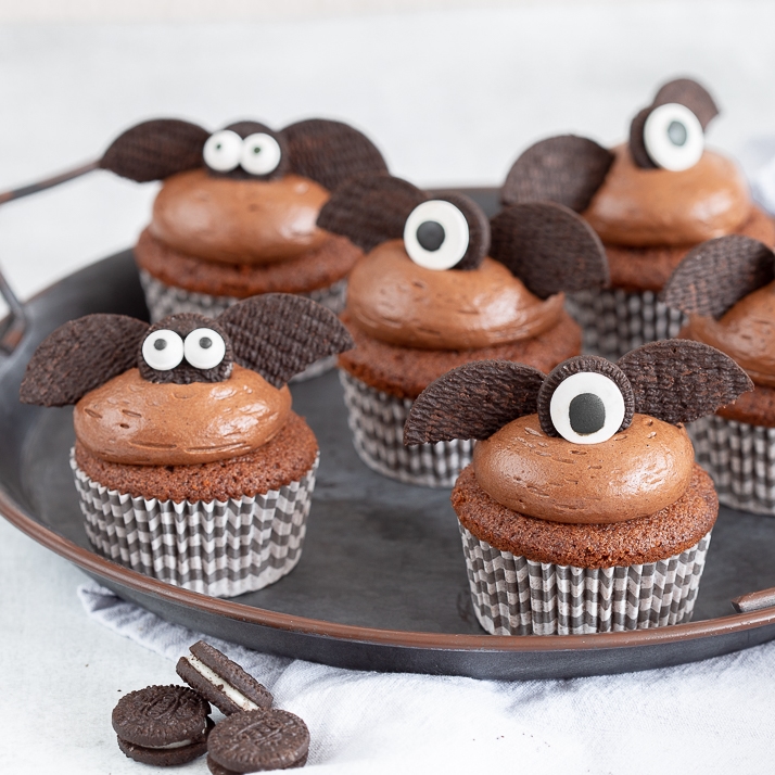 Chocolade vleermuis cupcakes