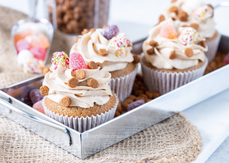 Sinterklaas Speculaas cupcakes - bakken voor sinterklaas