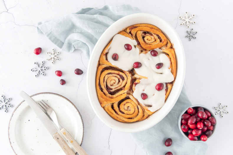 Snelle cranberry cinnamon rolls-2a