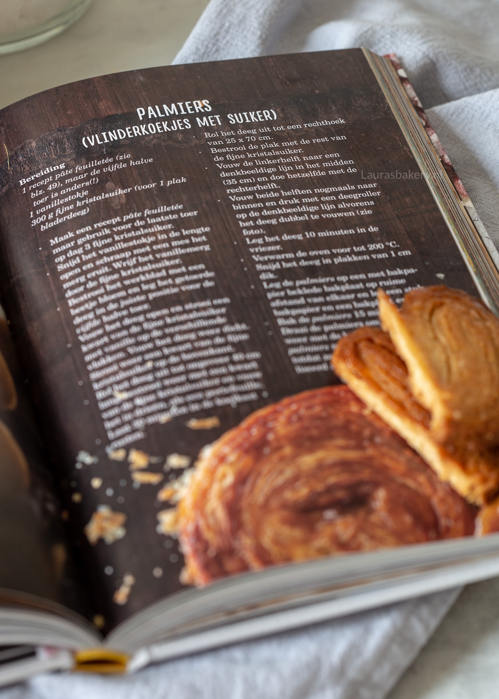 Palmiers (bladerdeeg vlinderkoekjes) Franse taartjes klein en groot (2)